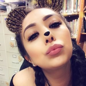 Meet your Posher, Gabi